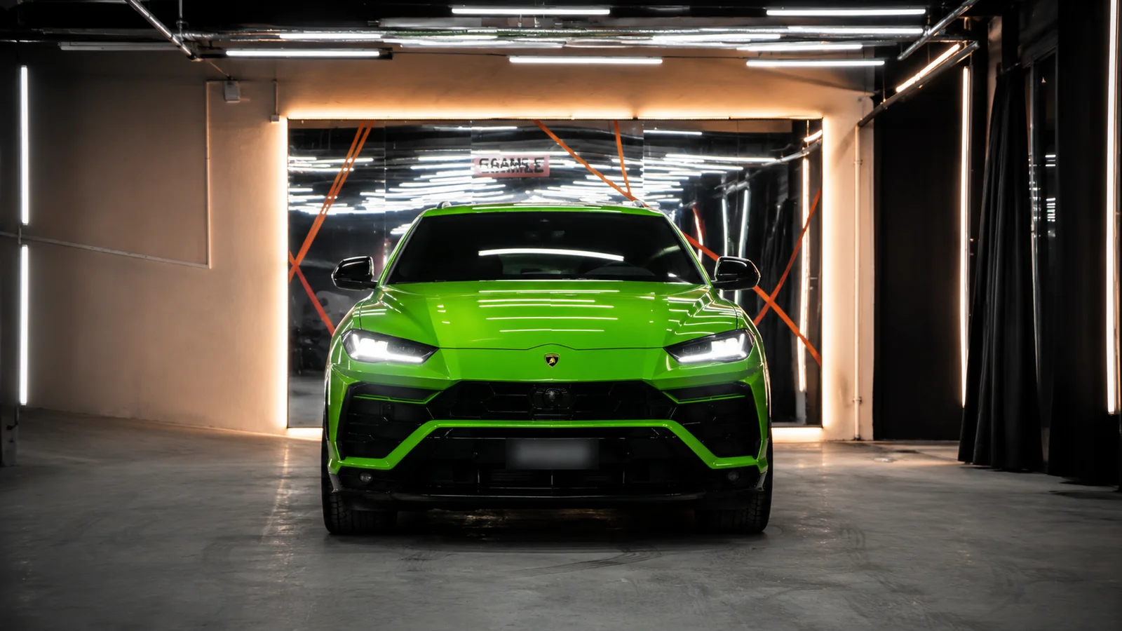 Lamborghini Urus Verde Mantis: полная антигравийная защита PPF + керамика